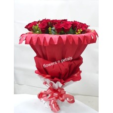 30 Red Roses Bunch With Red Paper Packing